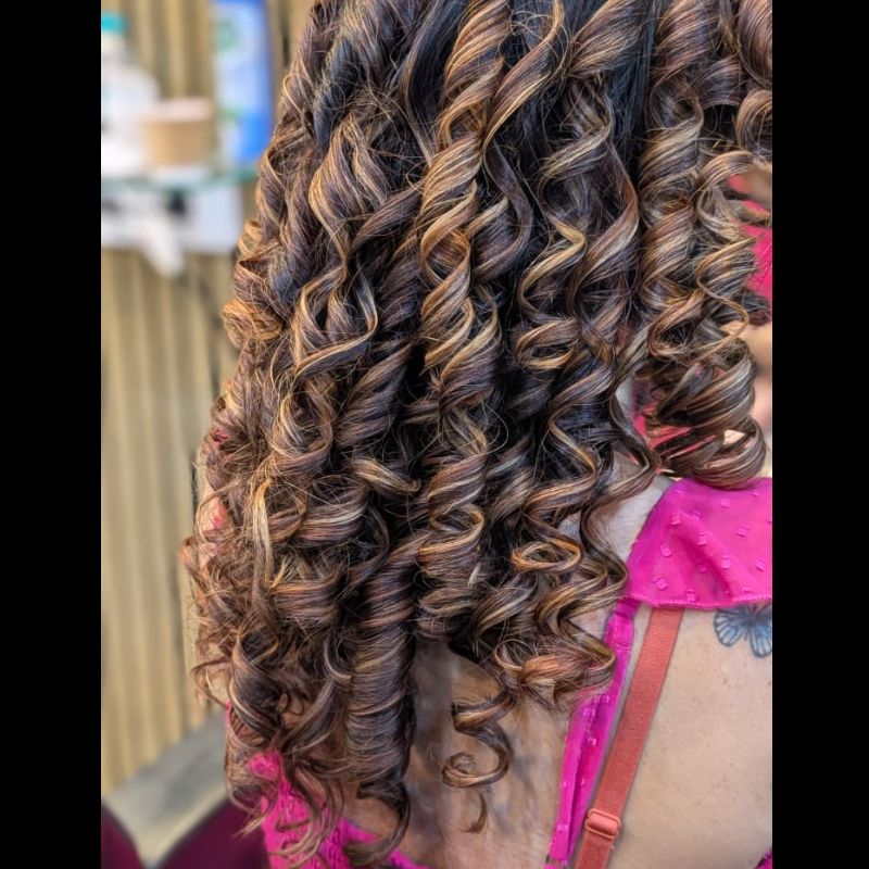 Bridal bun hairstyle wedding look