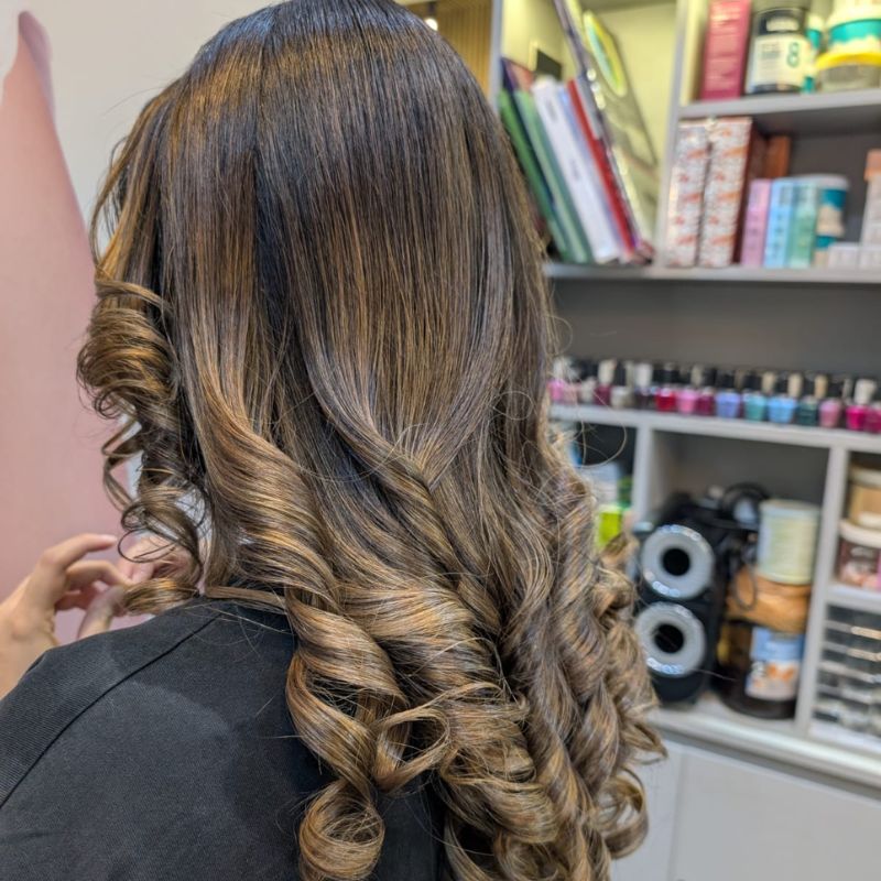 Textured haircut men grooming service