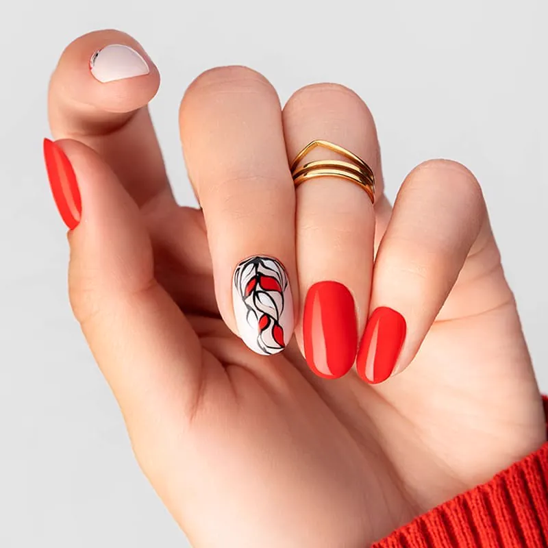 Gel polish manicure design patterns