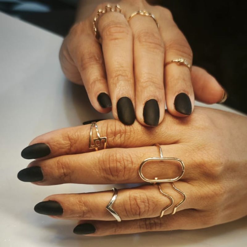 Floral nail art hand painted design