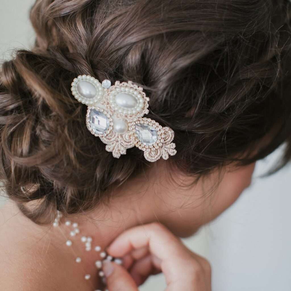 Beautiful brides hairstyle